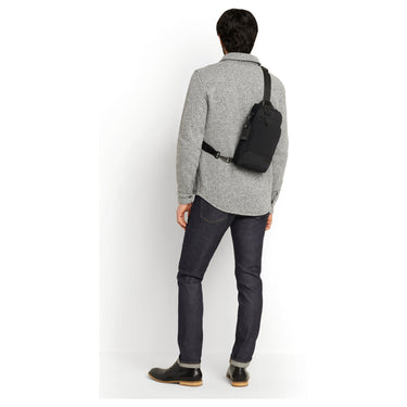 TUMI Harrison - Gregory Slingbag. Nylon 30.5 cm (Color: black)